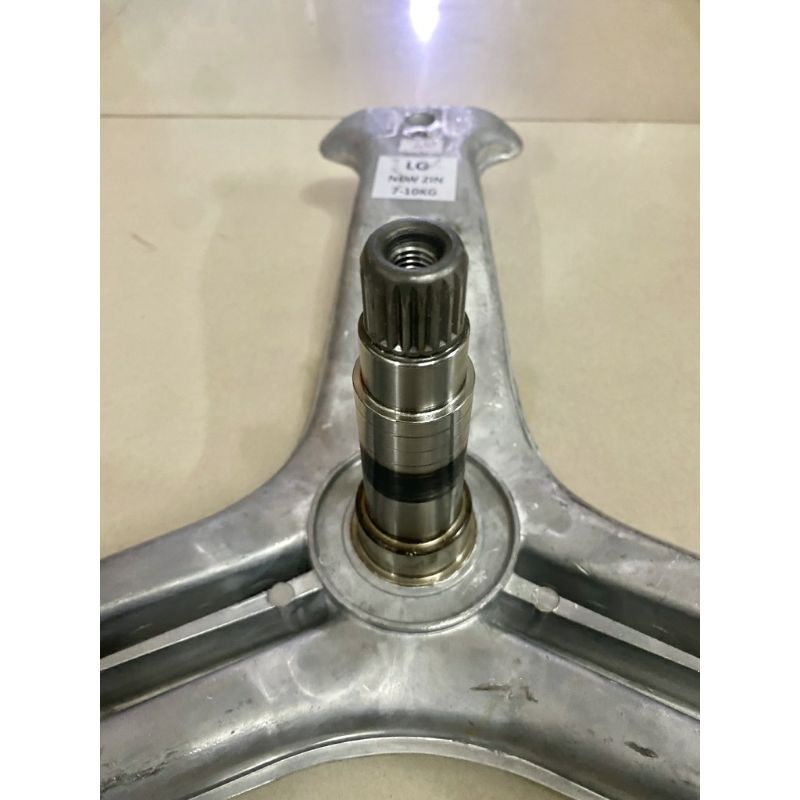 trục càng chảng ba máy giặt LG 7-10kg