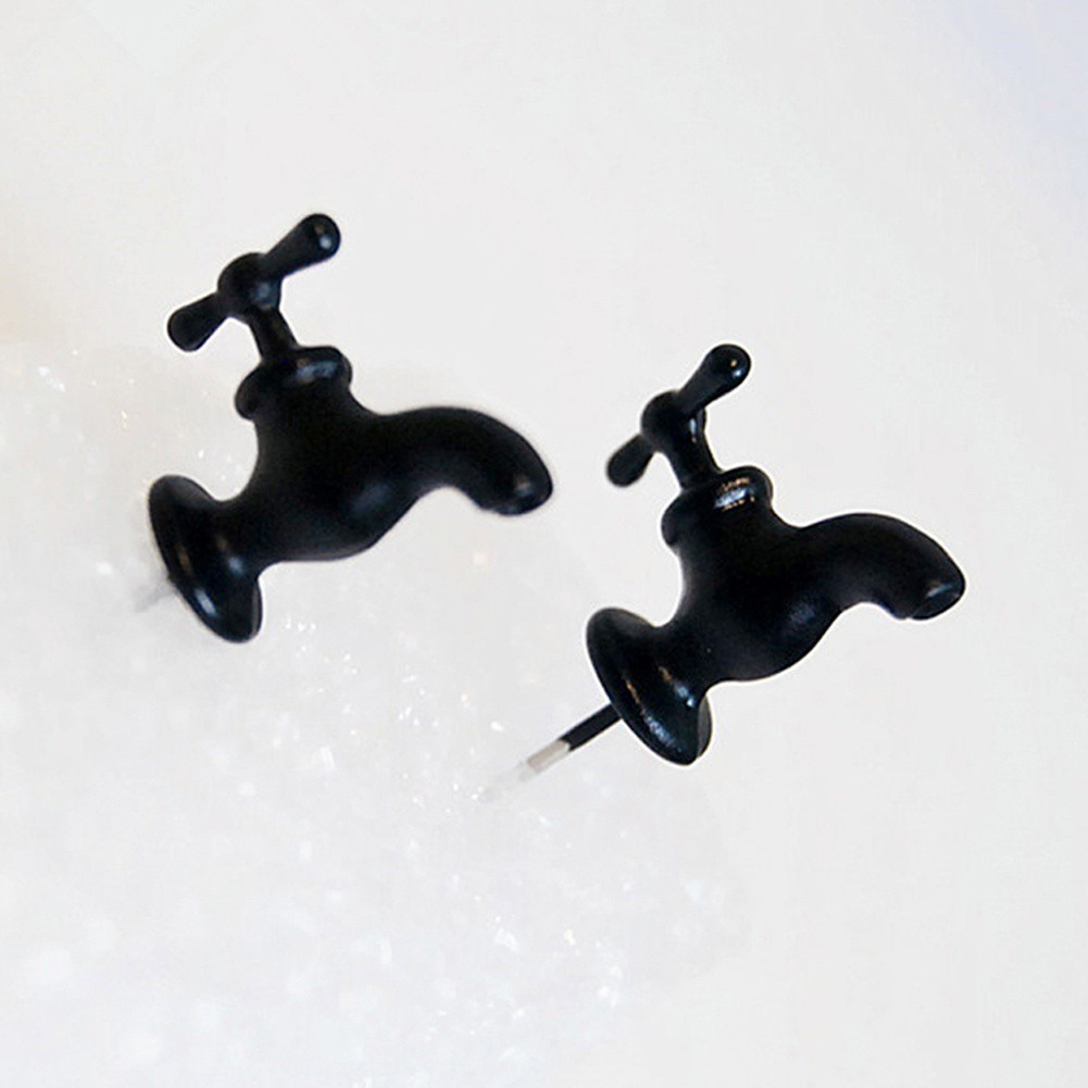 Khuyên Tai Hình Vòi Nước Đính Đá Dễ Thương