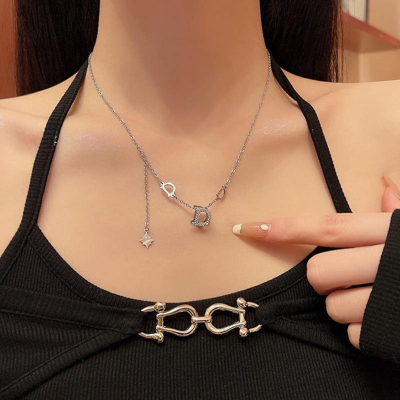 YeYi Vòng cổ Thép Titan Mặt Chữ D Đính Kim Cương Đơn Giản Cho Nữ