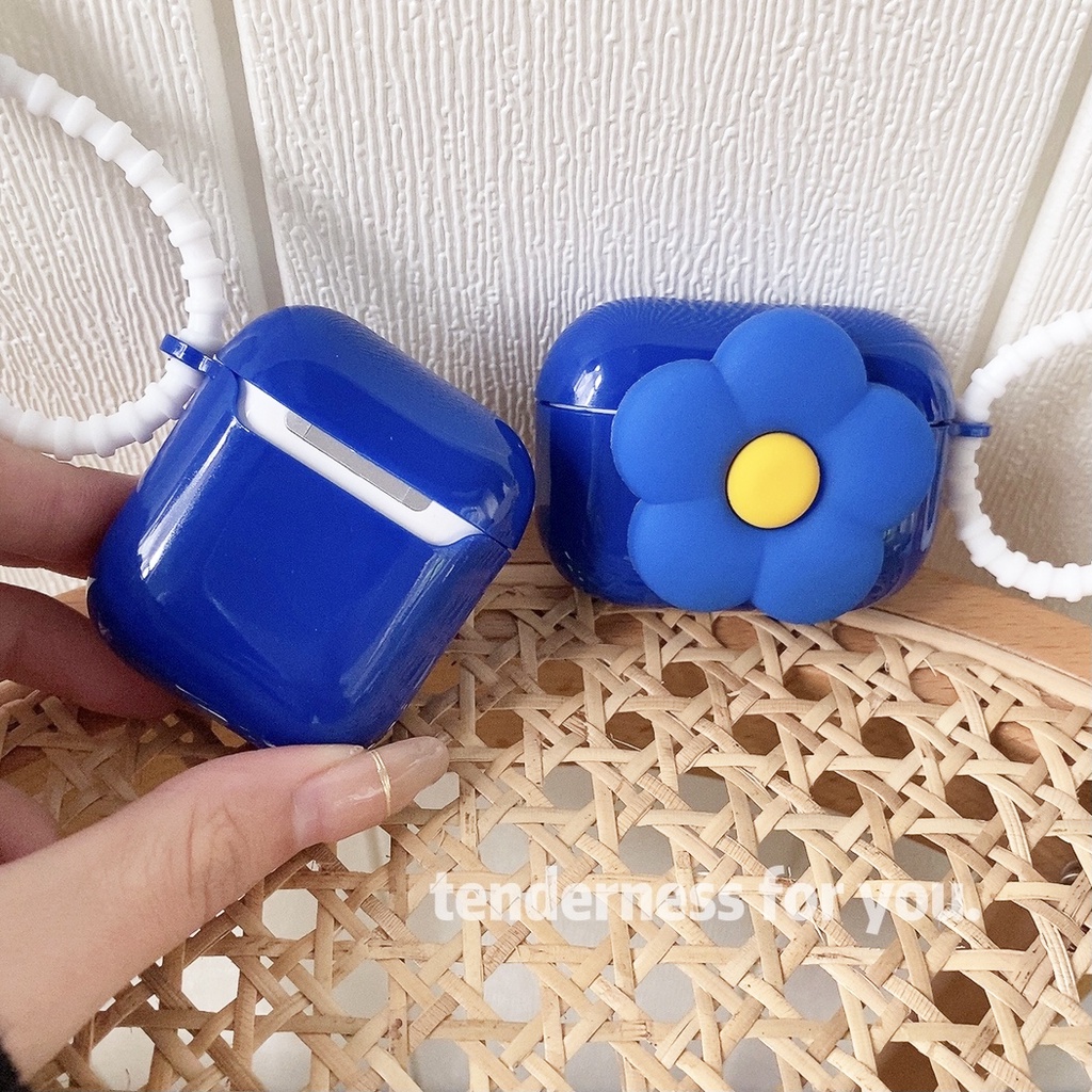 Vỏ bảo vệ hộp sạc tai nghe Airpods 2 /Pro hình hoa xanh dương
