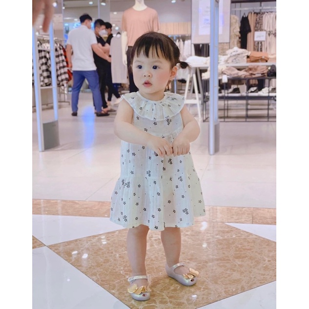vải đũi tơ xốp 3 bông hoa đen nền be mềm mát may áo kiểu và váy hot trend