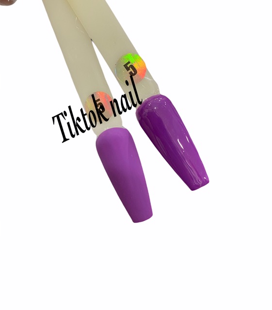 Sơn gel màu tím