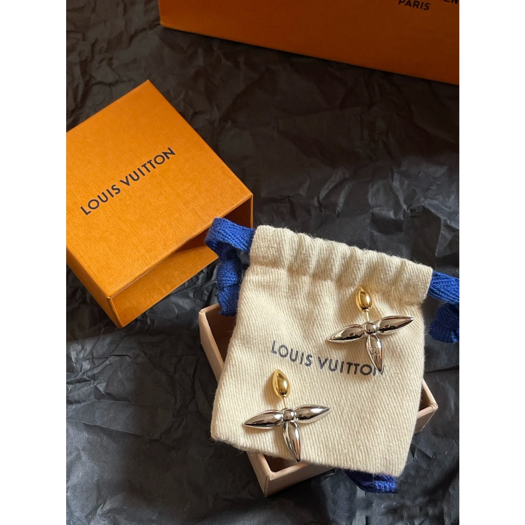 LOUIS VUITTON Khuyên Tai Bạc S925 Mặt Hình Chữ LV Phong Cách Hàn Quốc