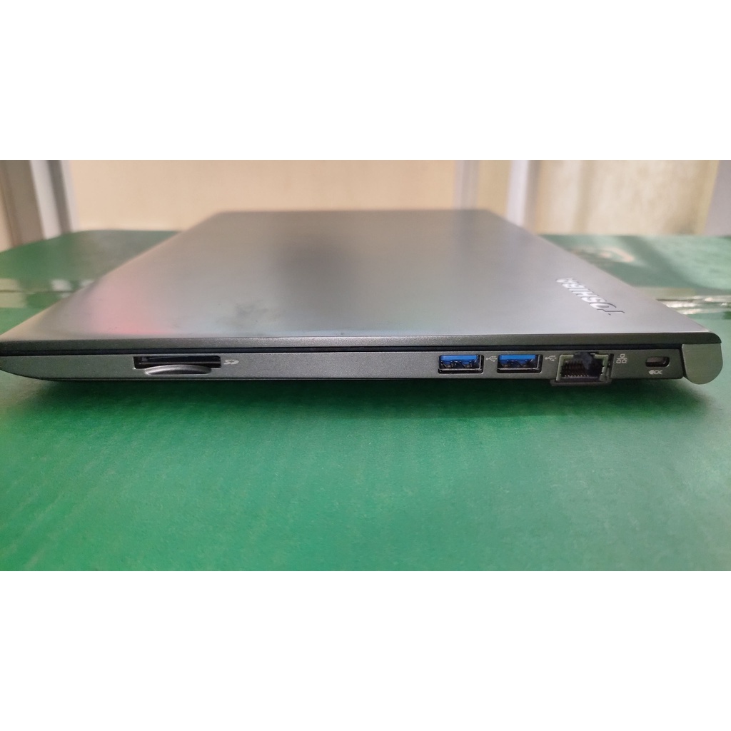 Laptop xách tay Toshiba Dynabook R63/D i5 6200U (Nhật, 2nd)