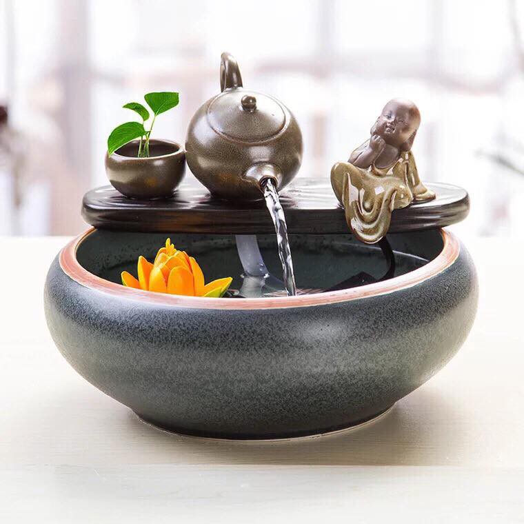 Thác nước phong thủy ( Chú tiểu + ấm trà)