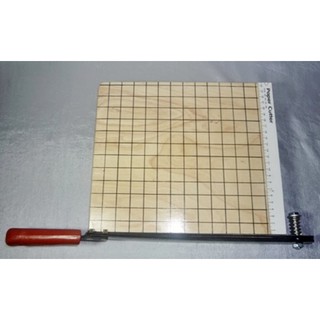 Bàn cắt giấy A4