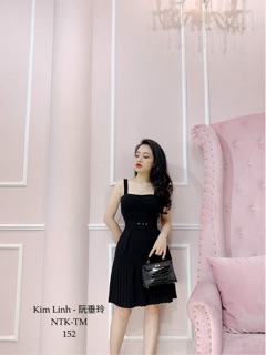 Váy 2 dây cúp ngực chân xếp ly
