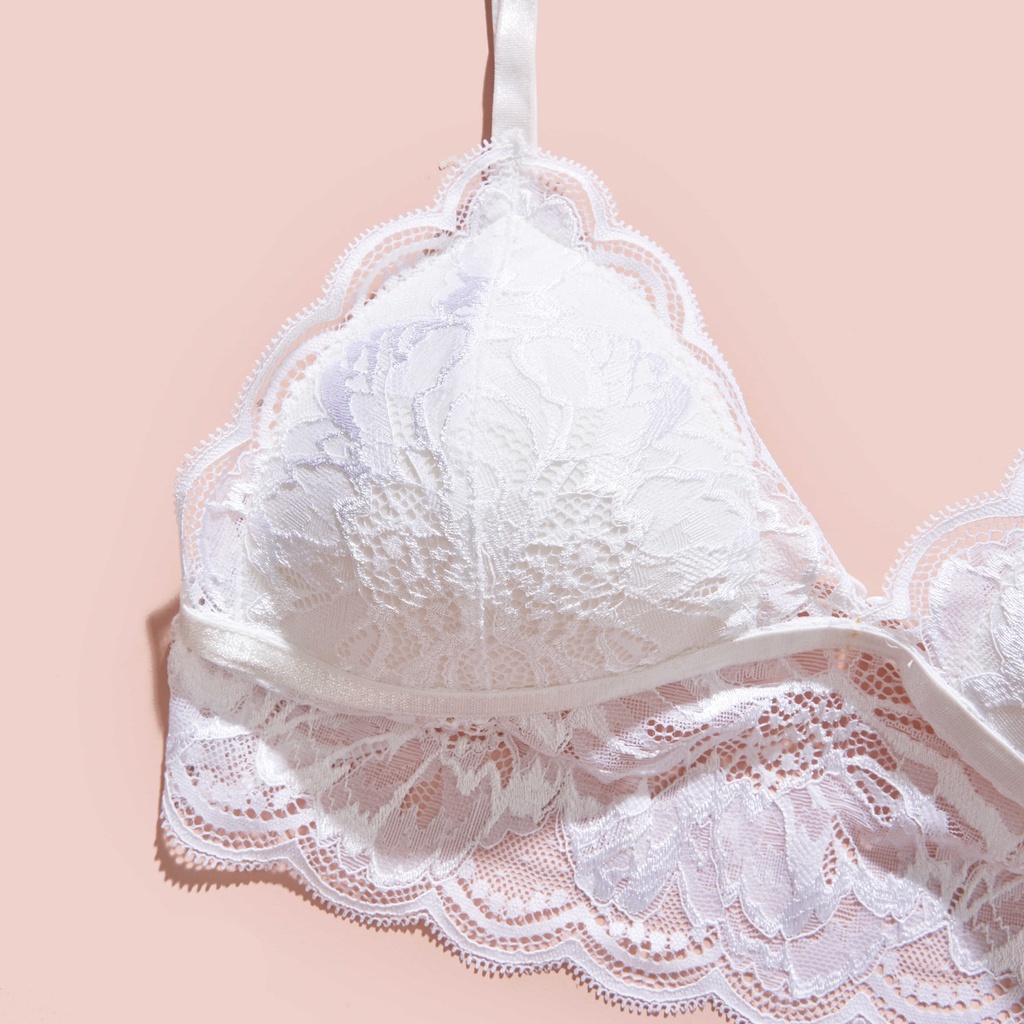 Áo lót corset bralette ren hoa trắng không gọng mút mỏng mềm mại cao cấp mặc cùng blazer áo khoác mùa thu Mebra A024