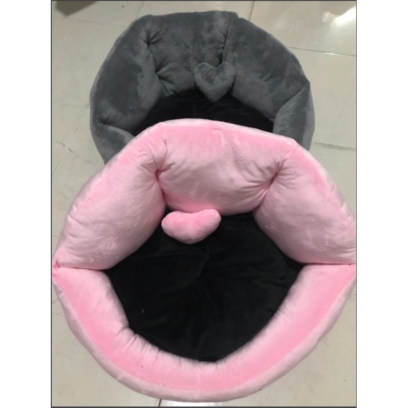 nệm cho chó mèo kèm trái tim size 45cm