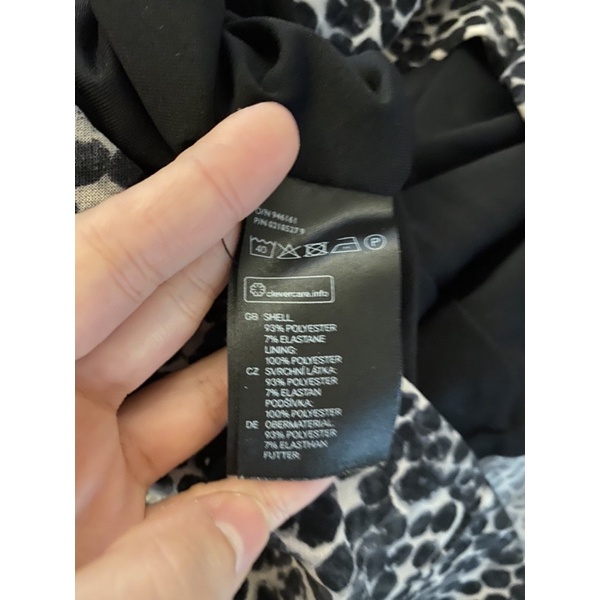 Pass đầm H&M
