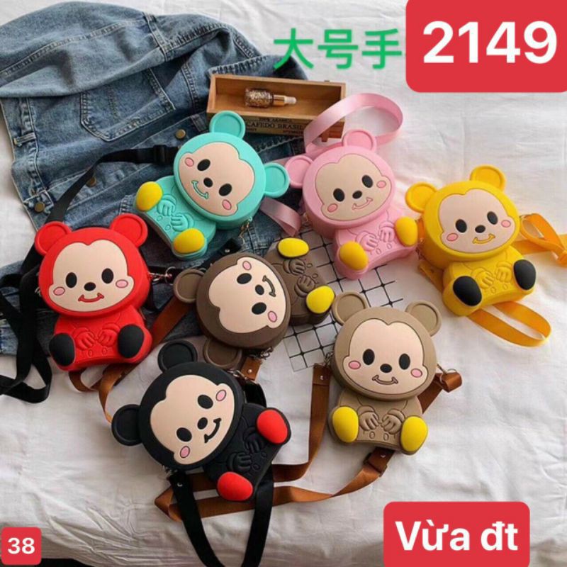 Túi đeo silicon đựng điện thoại/thẻ Pikachuu/Doremon/Brown/Mickey dễ thương