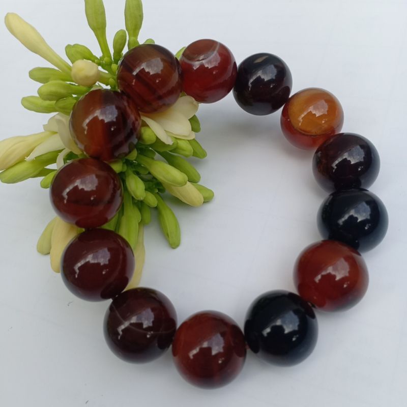 Vòng Đá Não  chống xước kỵ gió, vừa năng động vừa sang trọng, có đủ size từ 8li đến 18li cho mọi độ tuổi