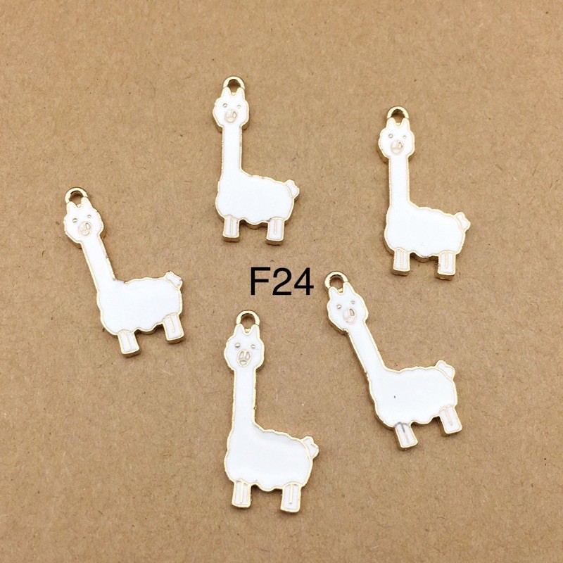 Charm kim loại hình lạc đà Alpaca