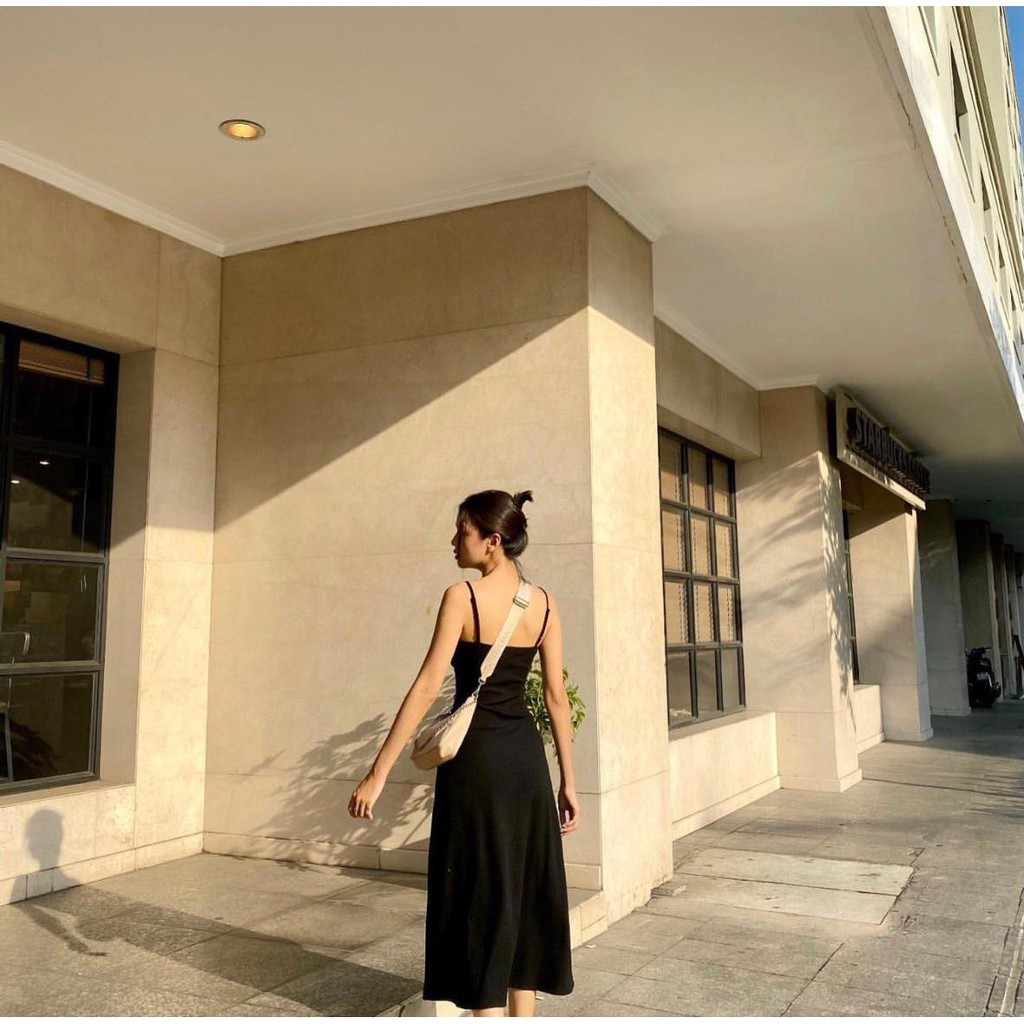 [Mã SKAMA06 giảm 8% tối đa 50K đơn 250K] ĐẦM MIDI ĐEN 2 DÂY XOÈ | BigBuy360 - bigbuy360.vn