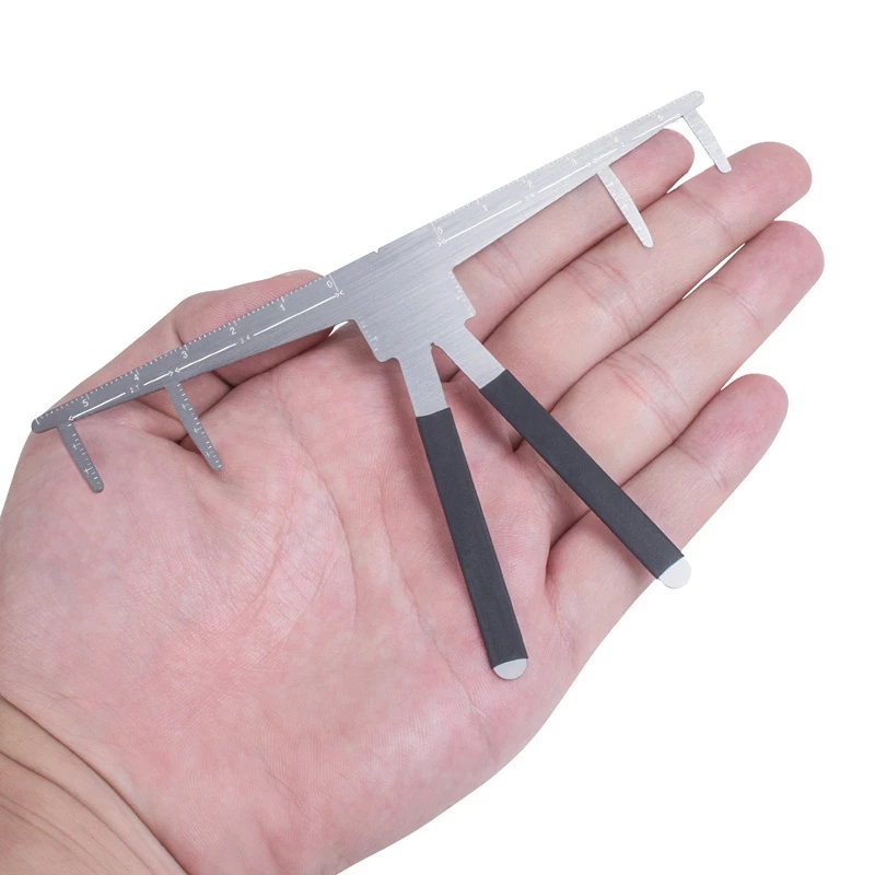 Thước Kẻ Chân Mày 3D Tiện Dụng Cho Trang Điểm