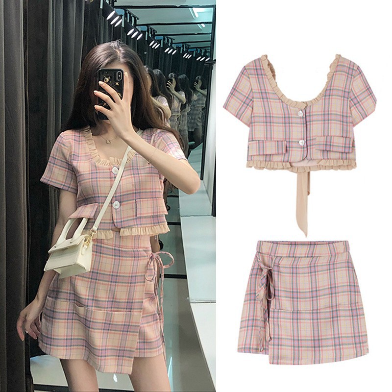 Áo Sơ Mi Tay Ngắn / Chân Váy Ngắn Nữ Tính (bán lẻ) | BigBuy360 - bigbuy360.vn