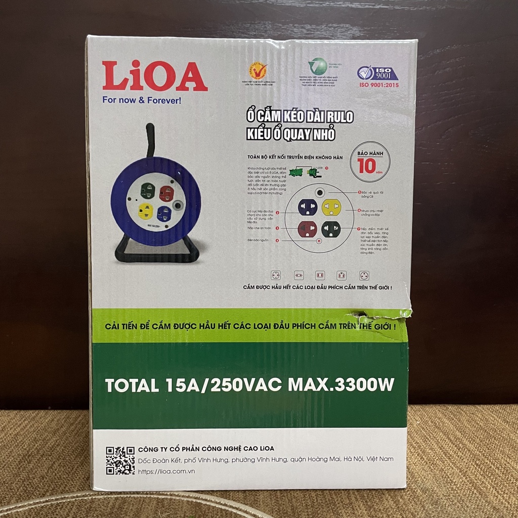 Ổ Cắm Kéo Dài Quay Tay Kiểu Rulo LiOA QN15-2-15A 15m Xách Tay Quay Tròn
