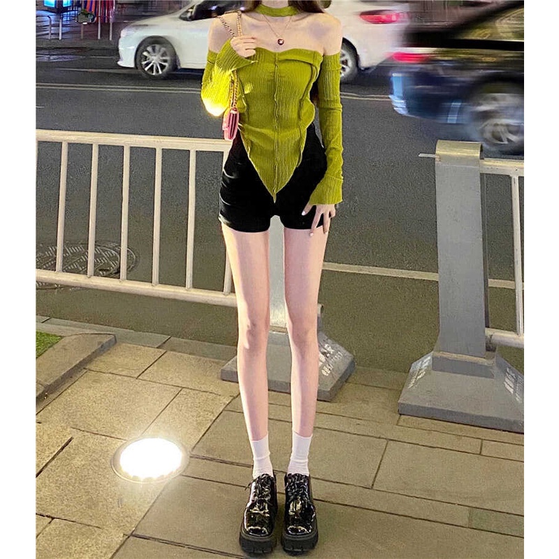 Áo thun tay dài trễ vai+chân váy cạp cao sành điệu thời trang phong cách Hàn Quốc cho nữ