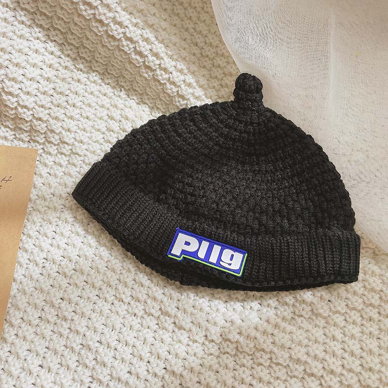 Mũ Beanie Dệt Kim Mềm Mại Màu Trơn In Chữ Giữ Ấm Mùa Đông Cho Bé