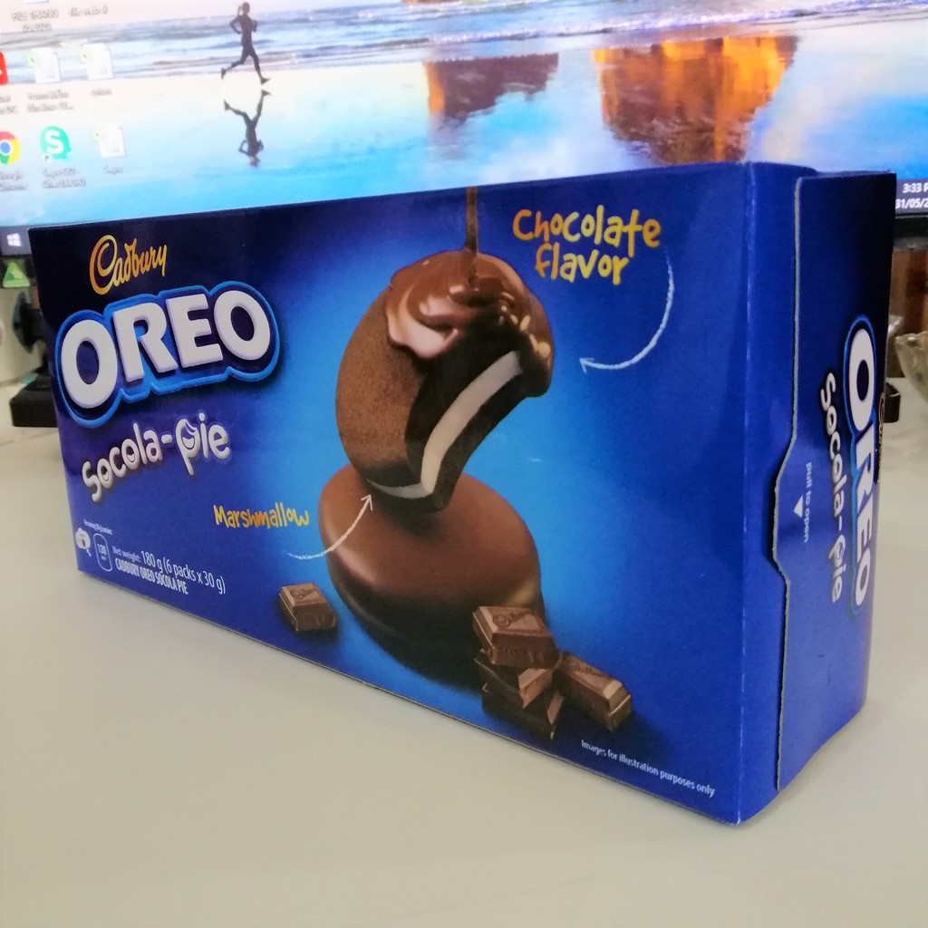 Bánh Sôcôla Nhân Dẻo Marshmallow Cadbury Oreo Socola-pie Chocolate (Hộp 180g)