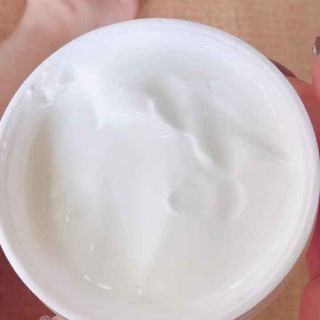 Siêu trắng-kem body phân tử nước