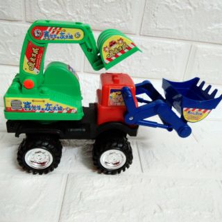Máy múc, xe cẩu 2 trong 1