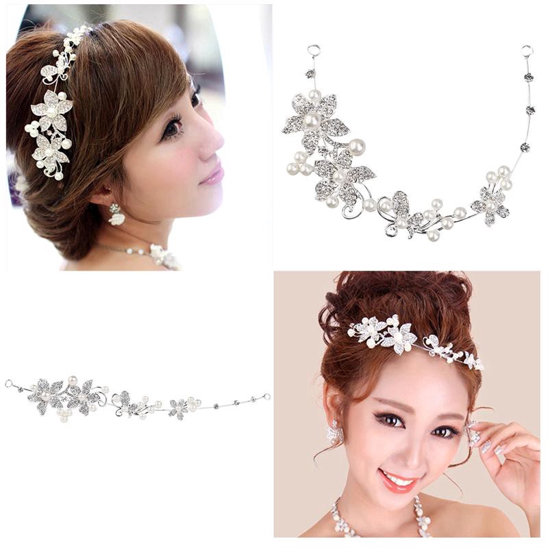 Cài tóc hoa xinh xắn trang trí cho cô dâu