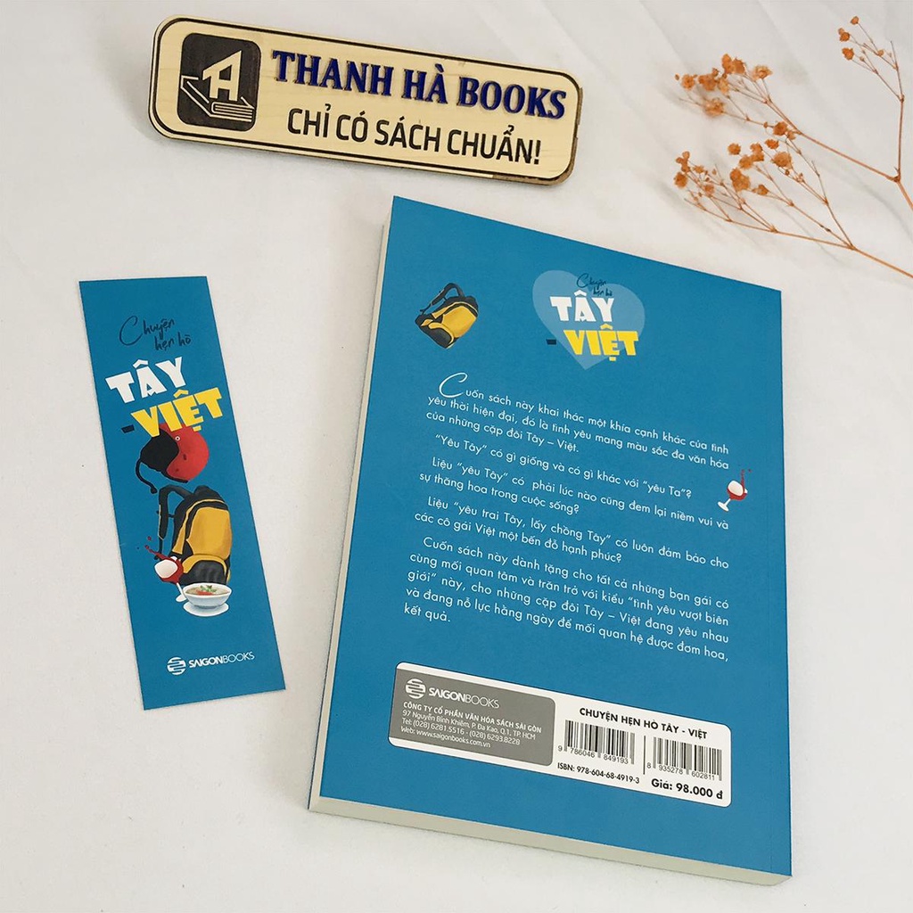 Sách - Chuyện hẹn hò Tây Việt - &quot;Xin lỗi em đôi mắt màu hạnh nhân&quot; (Kèm bookmark)