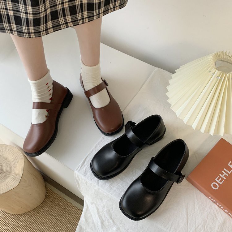 【annaber'shop】Xương s ườn Hàn cứng, giày gót thấp.