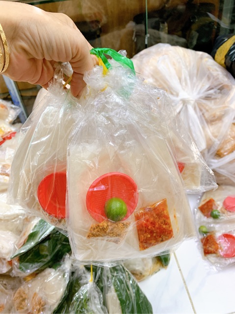 Bánh tráng phơi sương chấm sate 10b/sâu
