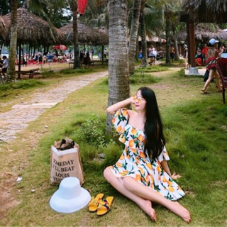 Đầm bẹt vai xinh và áo