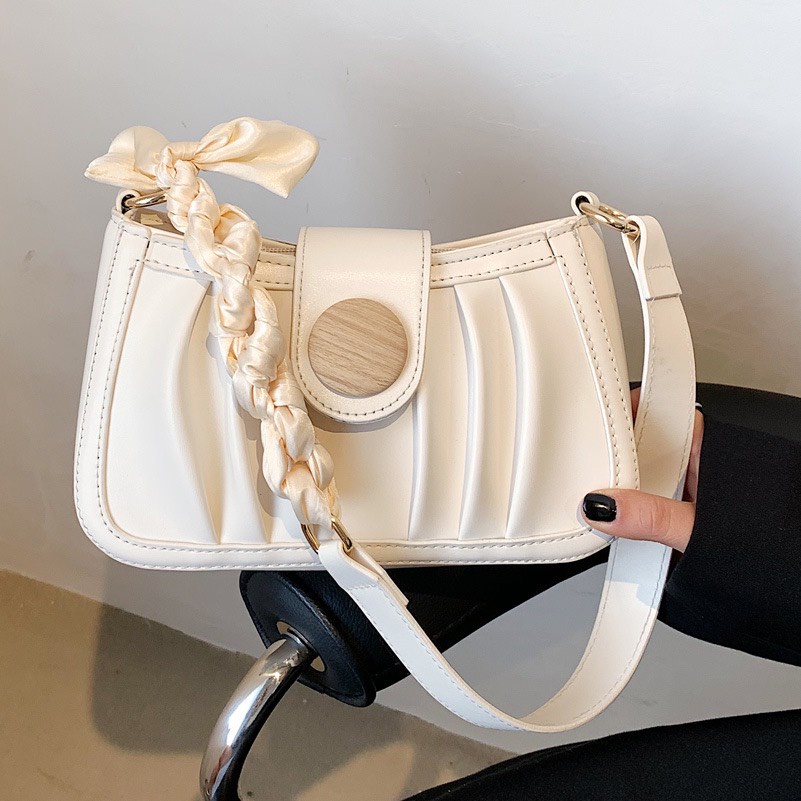 Túi xách đeo chéo nữ giá rẻ đẹp đi chơi phong cách thời trang hàn quốc dễ thương cute DC406