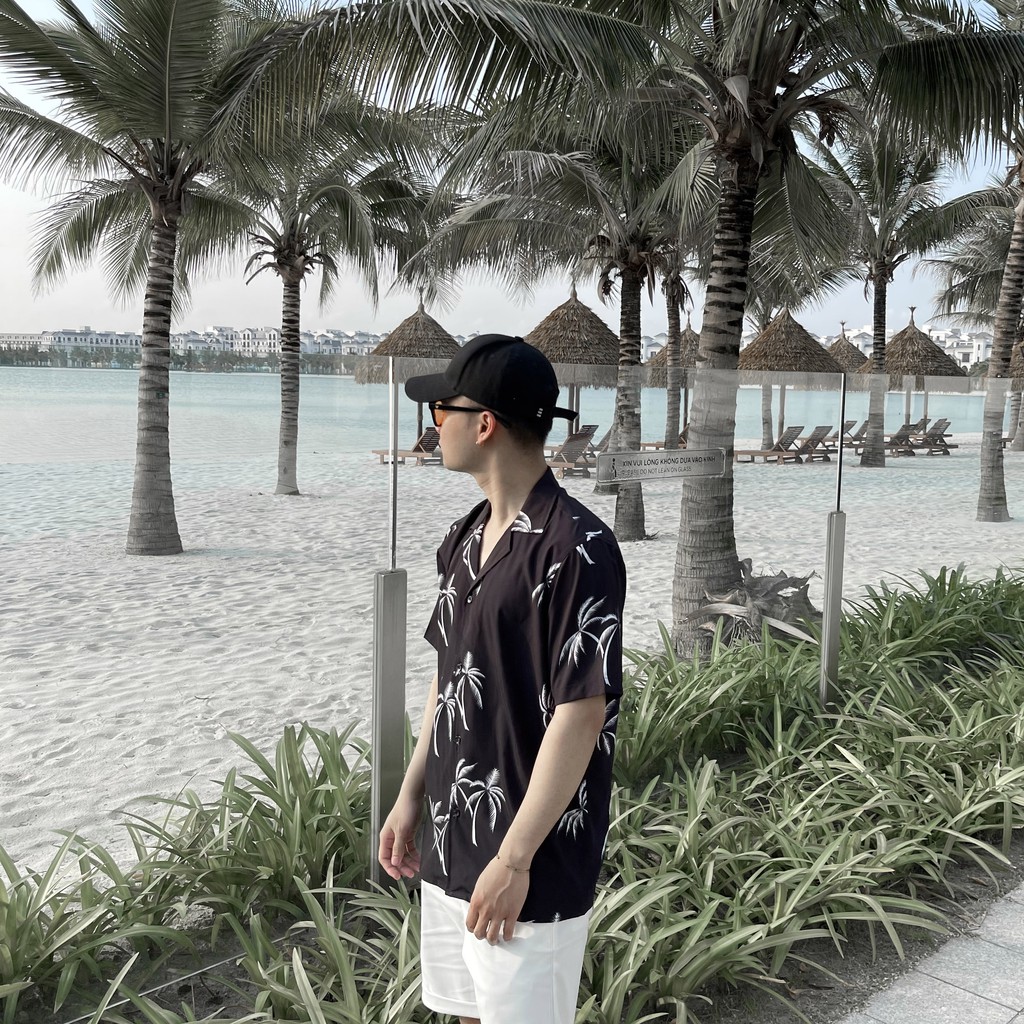 Áo sơ mi nam ROWAY Fullbox, vải lụa thoáng mát, không nhăn, form regular | Sơ mi họa tiết dừa đen | BigBuy360 - bigbuy360.vn