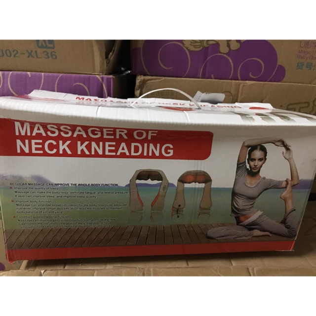 Máy massage cổ vai hàng xách tay nhật