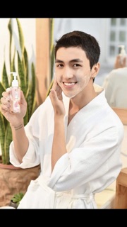 Sữa rửa mặt hoa hồng