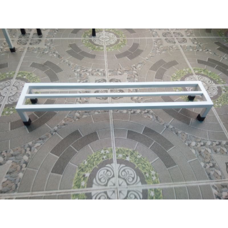 Kệ kê chậu hoa, cây cảnh- Dài . Rộng 15-20cm. Cao .Hộp thép vuông 20x20mm.1nan phụ