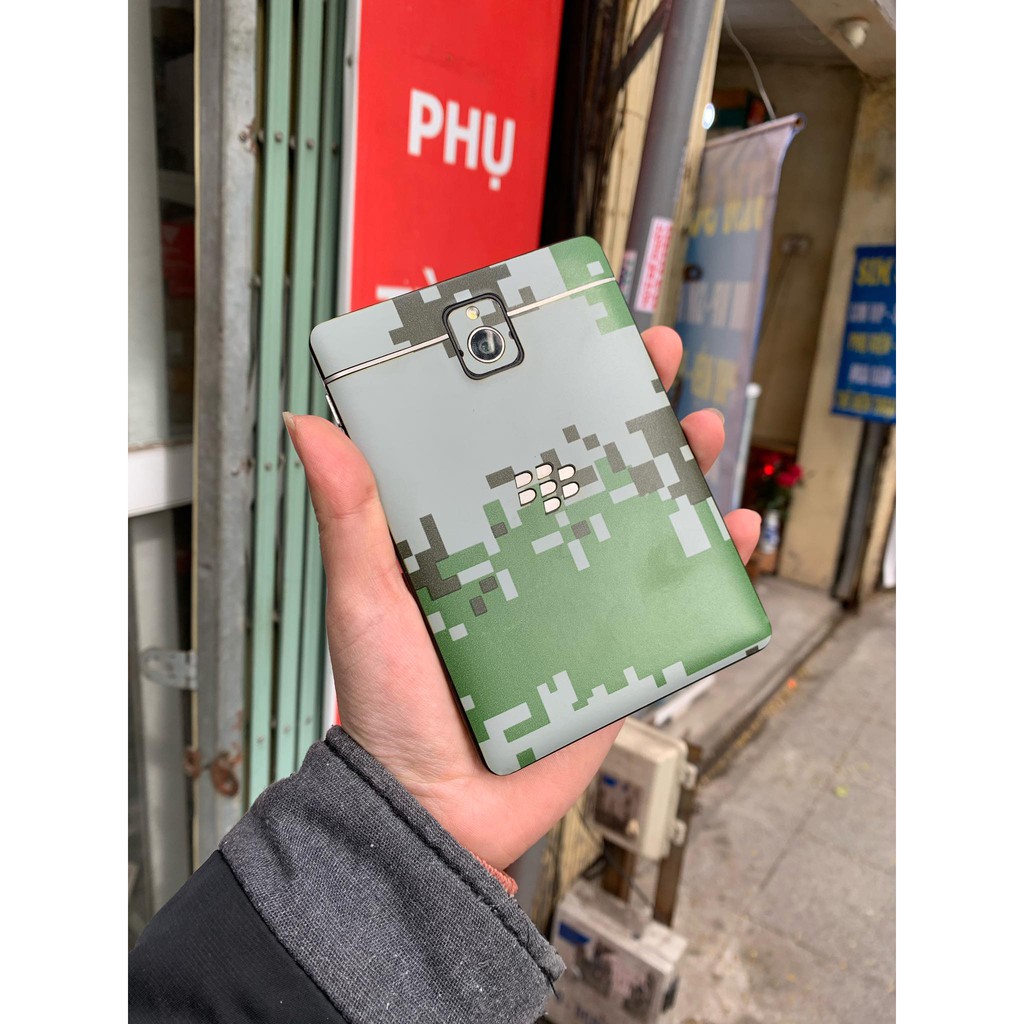 Blackberry passport dán phim 3m vân da rắn