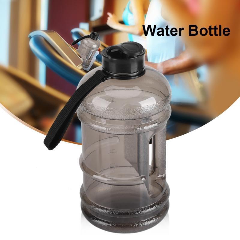 Bình nước thể thao 2.2L có tay cầm thích hợp dùng khi tập Gym