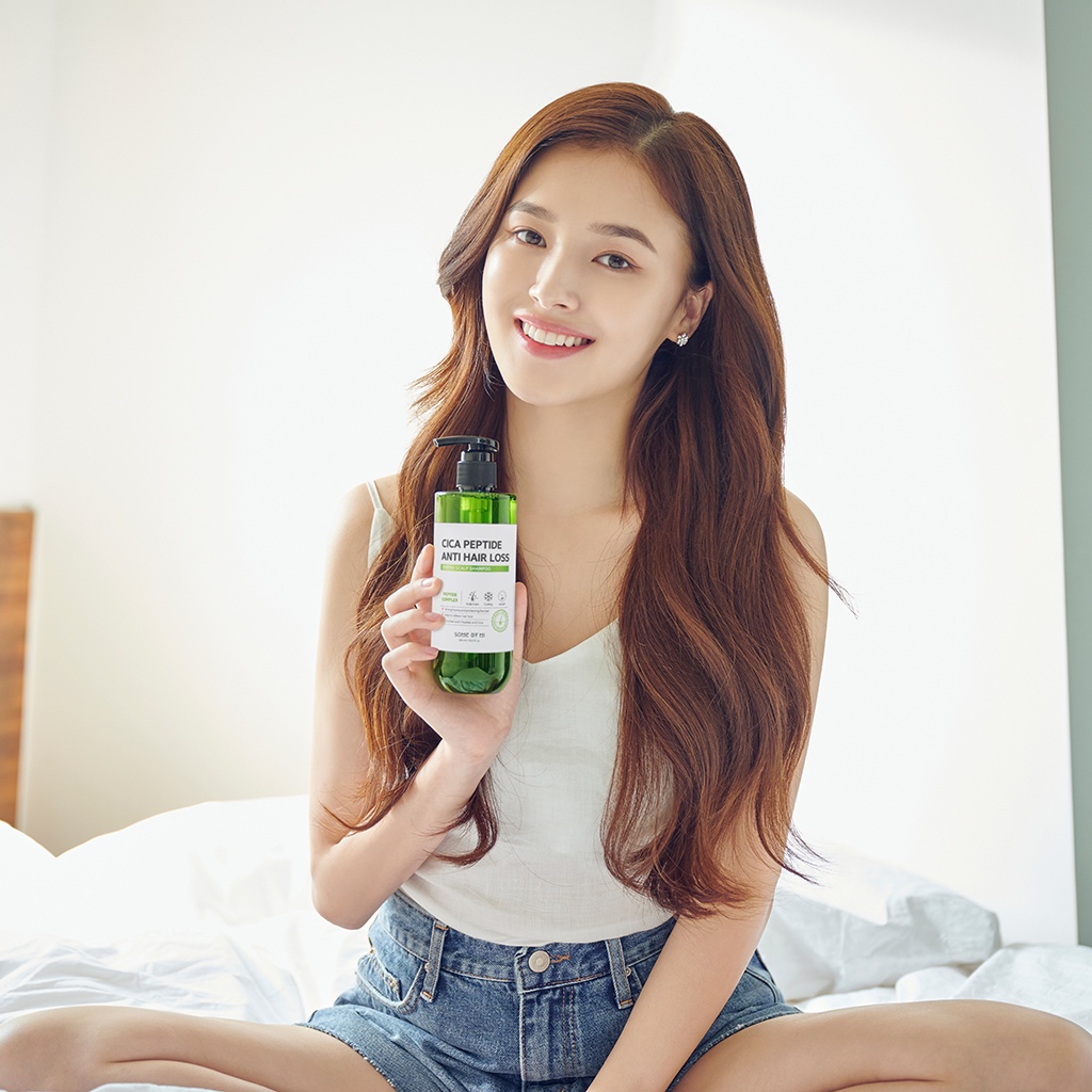 Dầu gội peptide Some By Mi chứa Cica Peptide chống rụng tóc chăm sóc da đầu 285ml