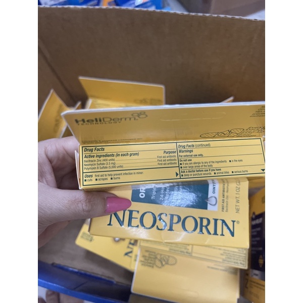 Kem mỡ Néoporin , Neosporin Original Ointment 28.3 g giảm sẹo, tr i bỏng