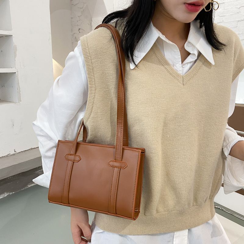 Túi xách da đeo chéo vai mẫu mới dành cho nữ | BigBuy360 - bigbuy360.vn