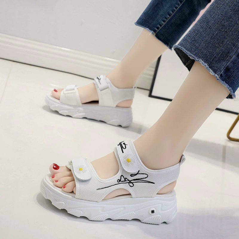 [ GIÁ SỈ ] Sandal nữ thời trang Ulzang đế cao kiểu dáng cao cấp 2 quai ngang hoa cúc 2 màu nữ tính nhẹ nhàng