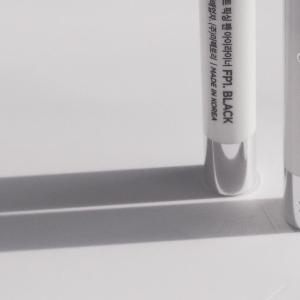 Bút kẻ mắt nước chống trôi cao cấp Hàn Quốc Merzy Another Me The First Pen Eyeliner | BigBuy360 - bigbuy360.vn