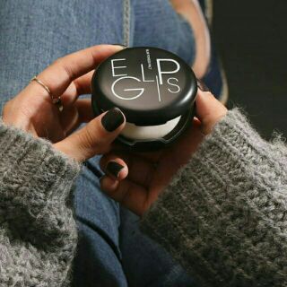 Phấn phủ Eglips Blur Powder Pact