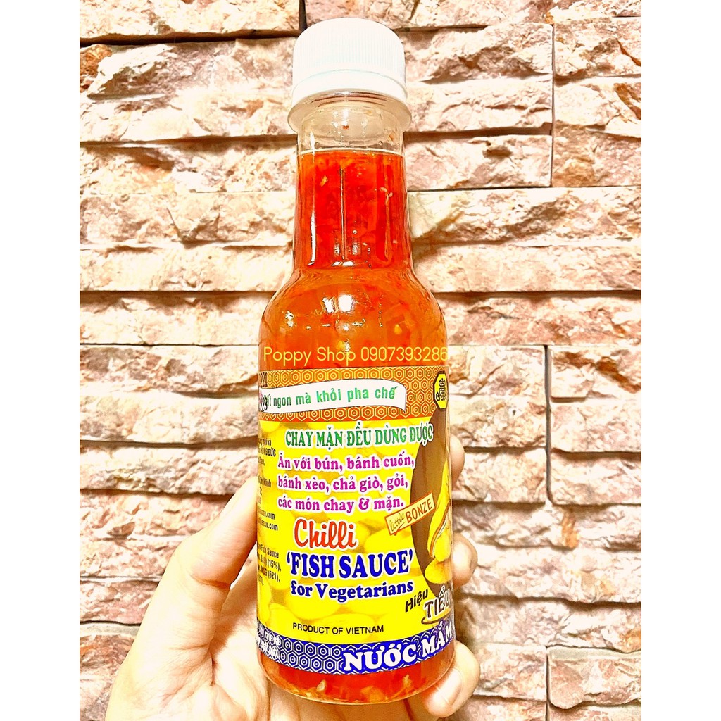 Chai Nước Mắm Ớt Chay Pha Sẵn Tiểu Thiền Sư Vegetarian Chilli Fish Sauce 180 ml