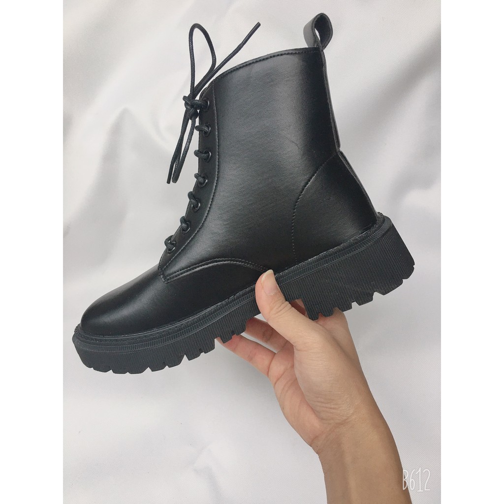 {SẴN HÀNG} Giày boot chiến binh cao cổ buộc dây da PU màu đen đế 5cm TGS115