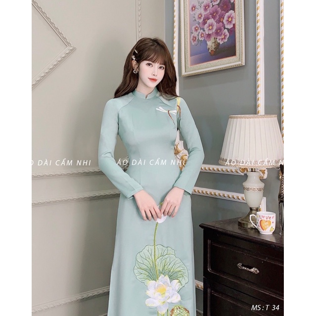 Aó dài truyền thống thêu sen, Áo dài thêu đẹp màu xanh bơ Mã T34
