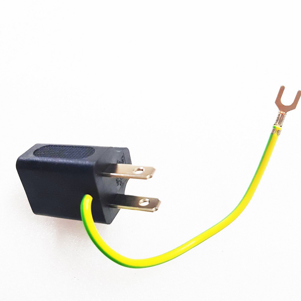 Phích Chuyển 3 Ra 2 có dây tiếp mát Audio cao cấp TAKAHAMA