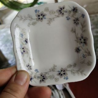 10 Chén chè nhỏ và chén chấm vuông