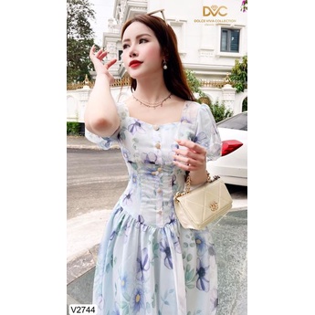 Đầm hoa xanh thiết kế dáng xòe cổ vuông đính khuy xinh xắn DVC V2744